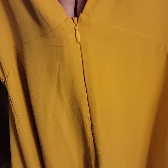 NWOT Gianni Bini Asymmetrical Maxi in mustard yellow 💛 - Picture 5 of 10